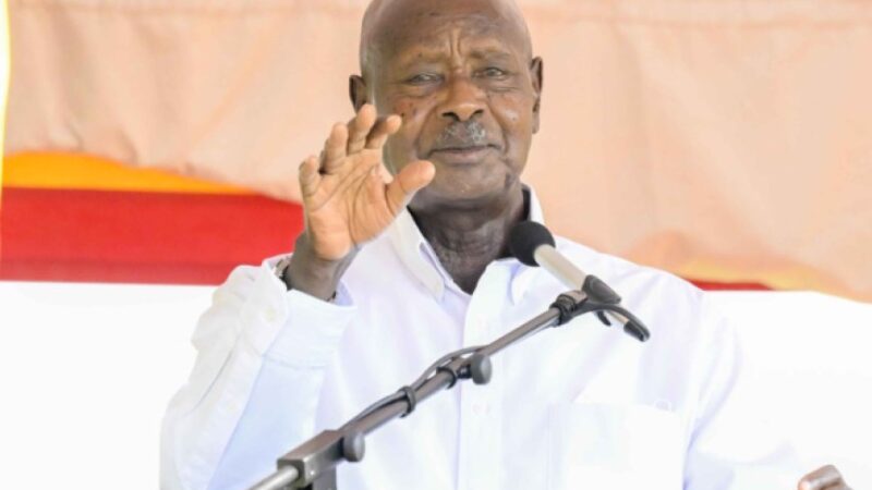 Perezida Museveni yasabye imbabazi abaturage bo mu Bwami bwa Buganda