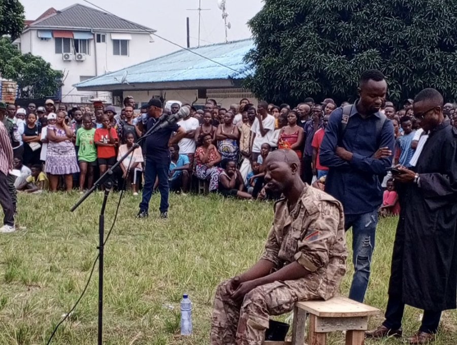 Umusirikare wishe bagenzi be batatu yakatiwe igihano cy’urupfu