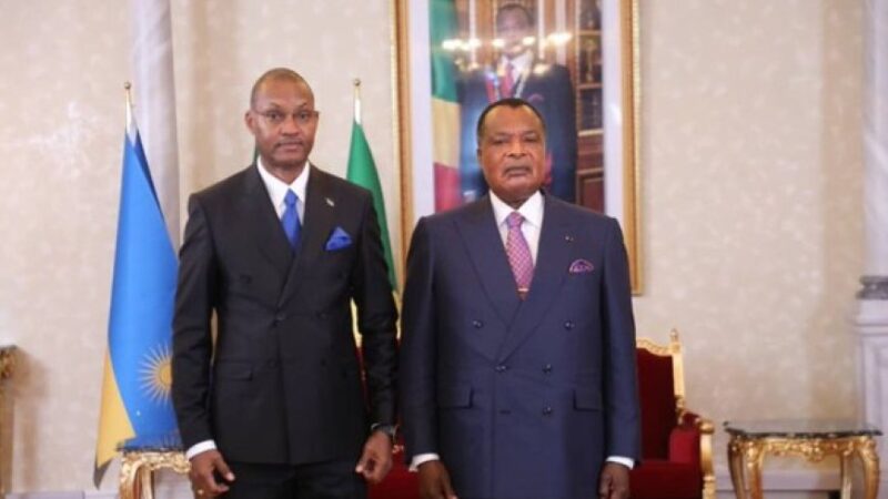Ambasaderi Parfait Busabizwa yashyikirije impapuro zimwemerera guhagararira u Rwanda muri Congo-Brazzaville