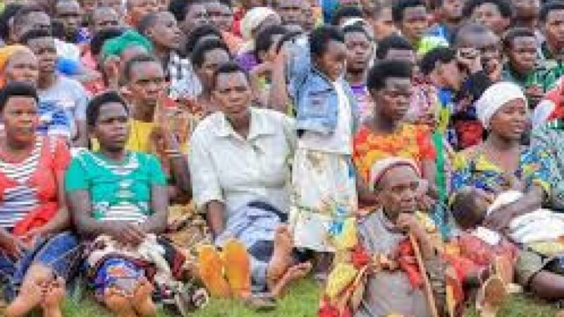 Abaturage b’u Rwanda bamaze kurenga miliyoni 14