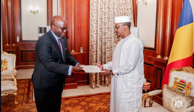Perezida Kagame yoherereje Mugenzi we wa Tchad ubutumwa
