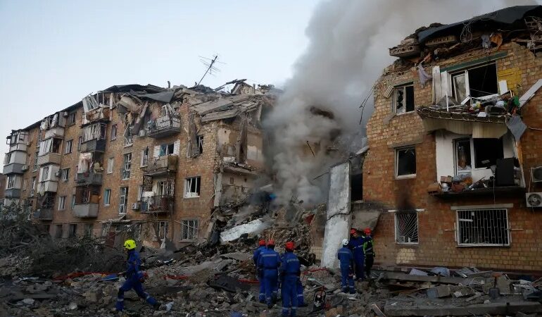Umuyobozi wa Komisiyo y’Ubumwe bw’Uburayi(EU) yamaganye igitero cy’uburusiya cyahitanye abantu 23 i Kyiv