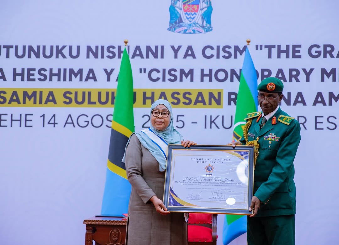 Perezida wa Tanzania, Samia Suluhu Hassan yahawe igihembo cy’icyubahiro ku isi