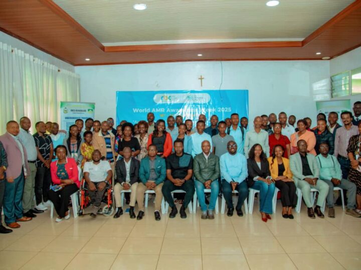 Abaganga n’abaturage mu rugamba rumwe rwo kurwanya ubudahangarwa bw’udukoko ku miti