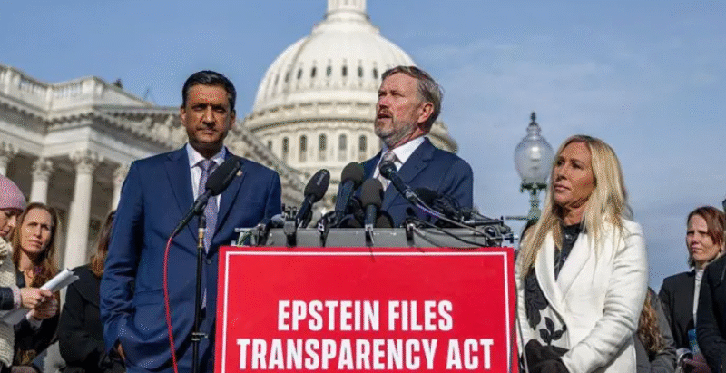 USA: Inteko Ishinga Amategeko yemeje itegeko ryo gutangaza amadosiye y’umuherwe Epstein